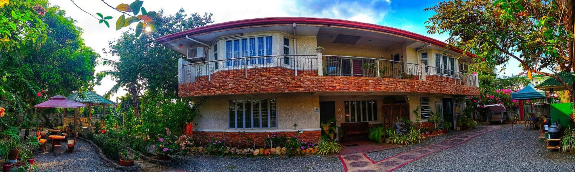 Monte Rio Gardens Bed&Breakfast Alaminos Buitenkant foto