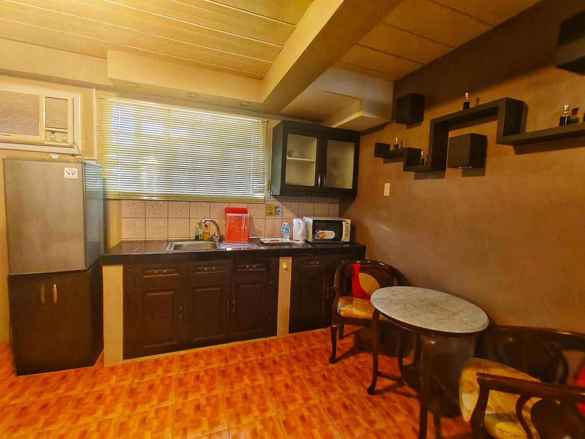 Monte Rio Gardens Bed&Breakfast Alaminos Buitenkant foto